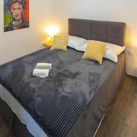 City Apartment Nora, Old Town Located, Free Parking Makarska Exterior foto